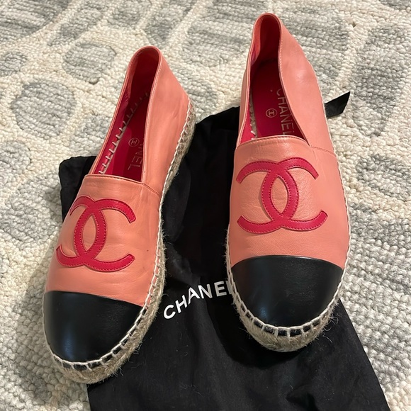 Chanel Lambskin Espadrilles Pink Red Black - Picture 1 of 8